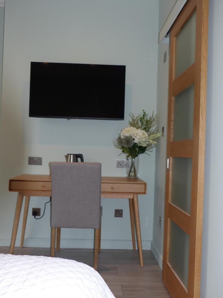 Hamilton Court Hotel Hoole Chester Ngoại thất bức ảnh