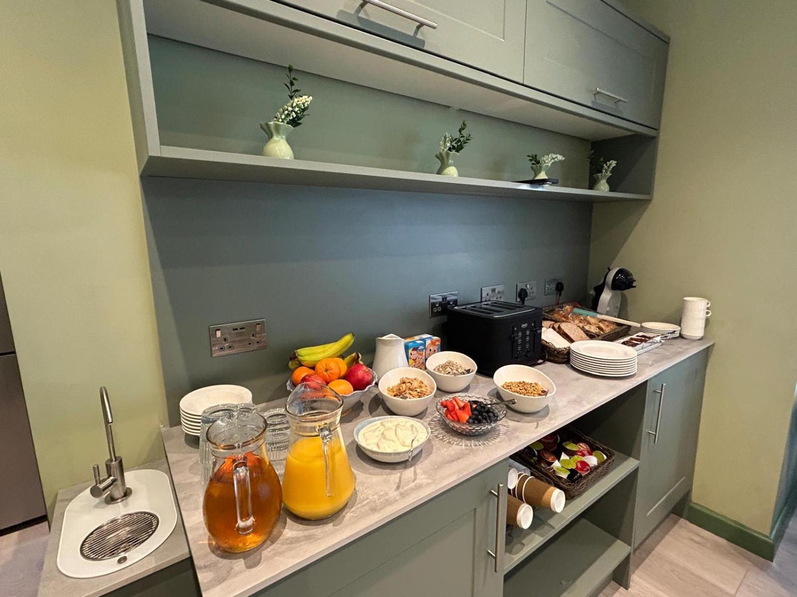 Hamilton Court Hotel Hoole Chester Ngoại thất bức ảnh